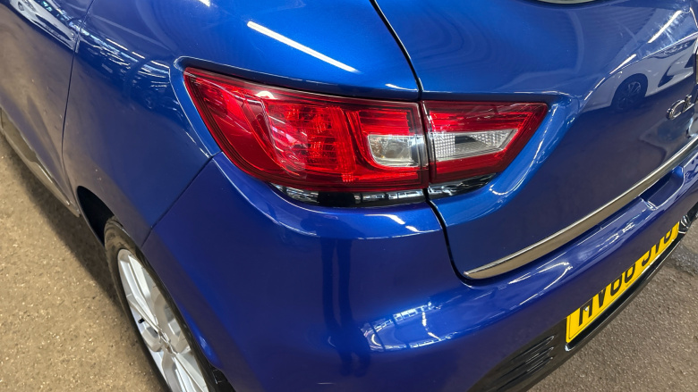 Renault Clio 1.2 TCE Dynamique Nav 5dr Petrol Hatchback